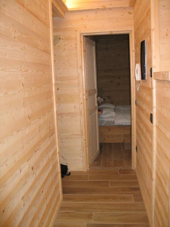 B & B Le Riue Aprica Exteriör bild