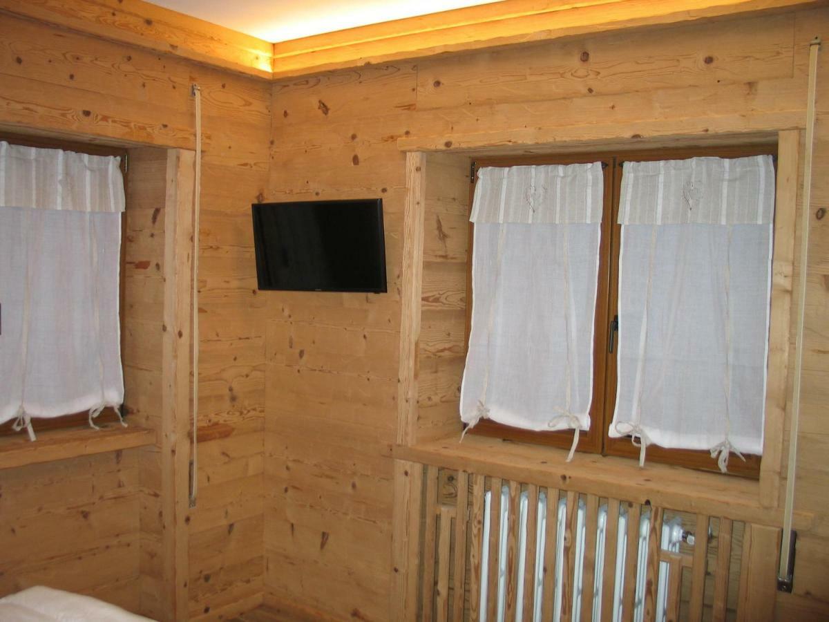 B & B Le Riue Aprica Exteriör bild